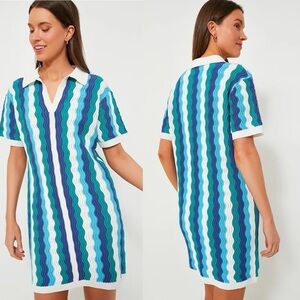 Stylish Blue Wave Pattern Dress